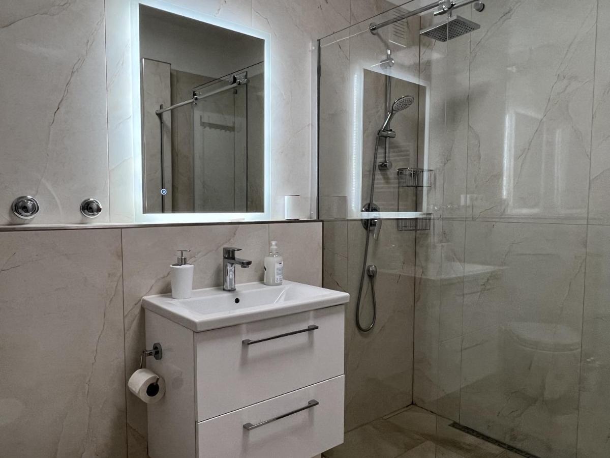 Luxus City Apartment Baden-Baden Bagian luar foto